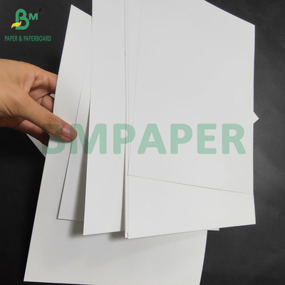 120um 150um অ - ছিঁড়ে ফেলা পিপি সিন্থেটিক কাগজ পোস্টার উপাদান জন্য 788 x 545mm