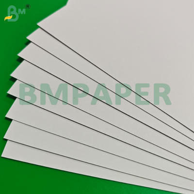 350gsm 400gsm উচ্চ সাদা এবং দৃঢ়তা সম্পন্ন কাঠ-মুক্ত কাগজের শীট