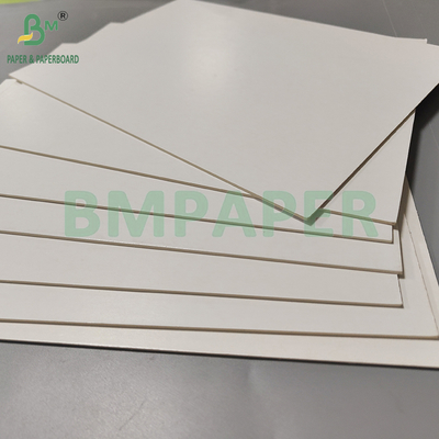বিলবোর্ডের জন্য ৩মিমি ডাবল সাইড কোটিং করা উচ্চ শক্ত সাদা বোর্ড পেপার