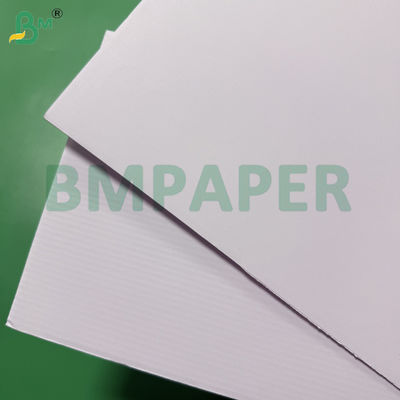 উভয় পক্ষের ম্যাট হোয়াইট আনকোটেড ই ফ্লুট গলভযুক্ত বোর্ড 140g+100g+140g